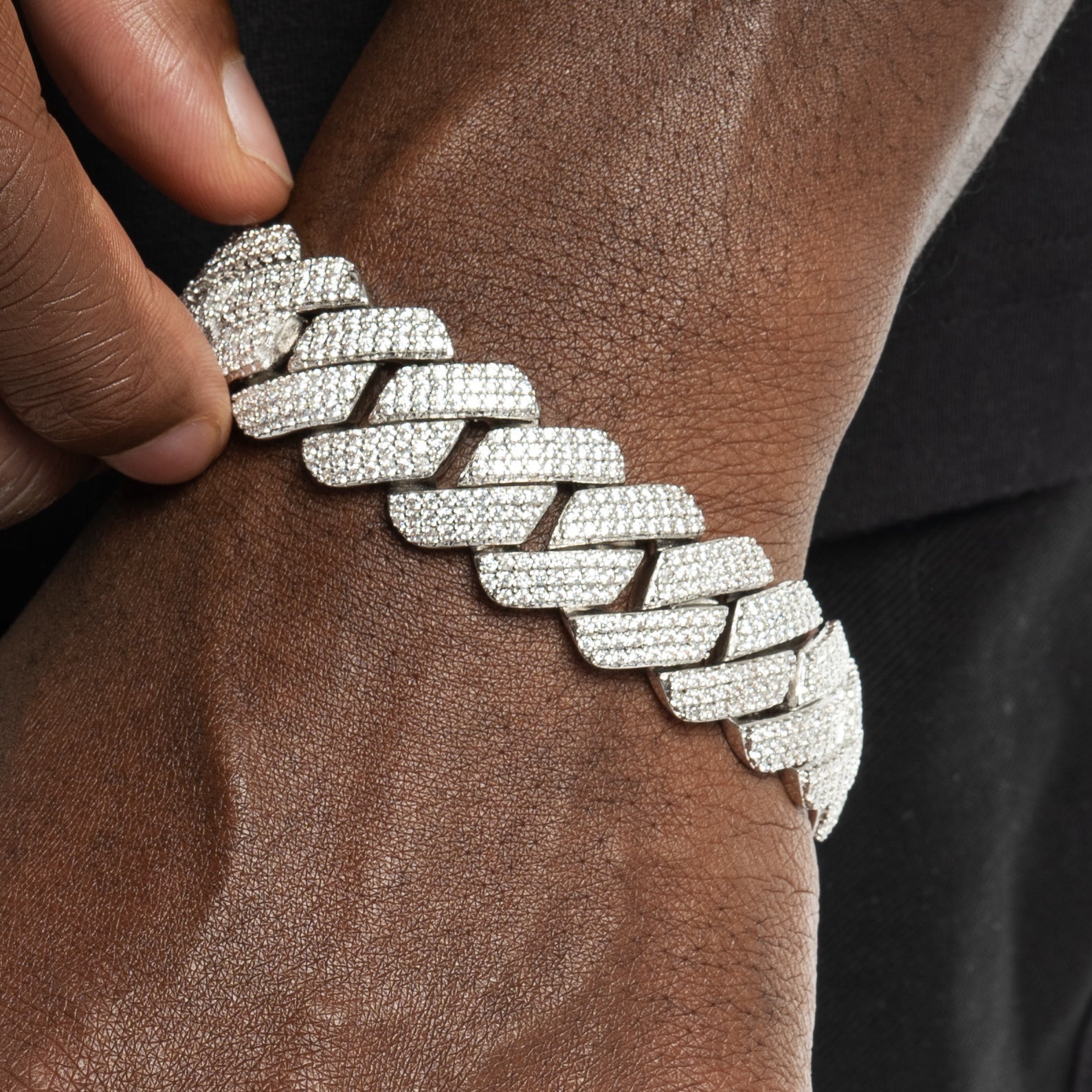 19mm Prong Cuban Bracelet